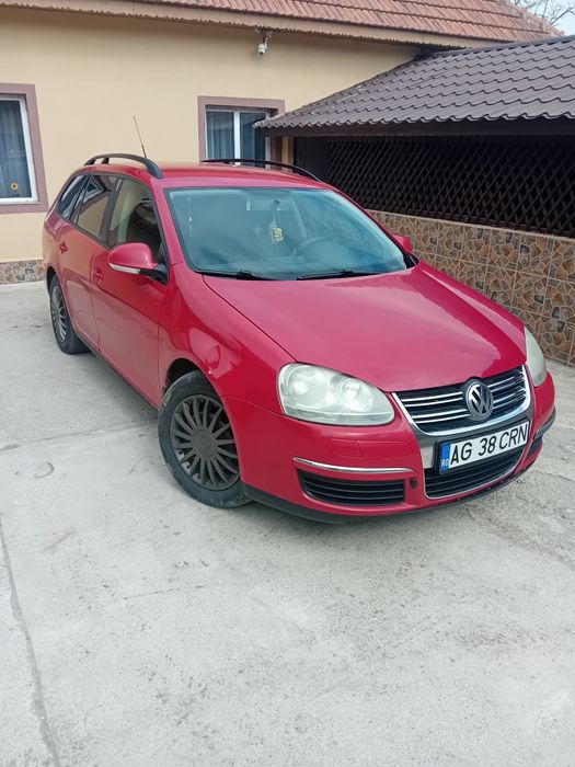 Vînd wolkswagen  golf