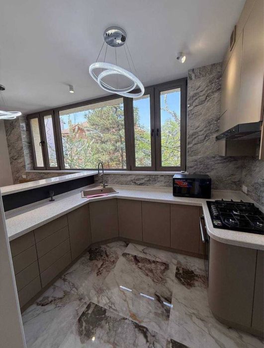 Продажа Дархан, метро Пушкинская 4/2/4 140квадрат