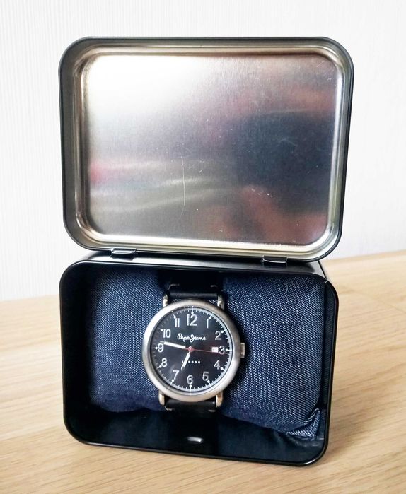 Часовник Pepe Jeans, като нов.