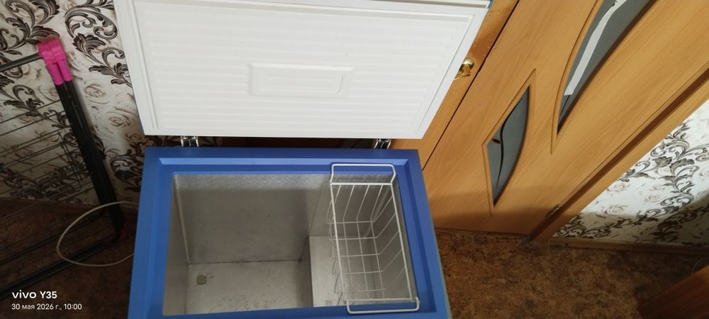Продам морозильник