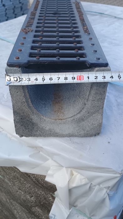 Rigola din beton(transport gratis la peste 3000 lei)