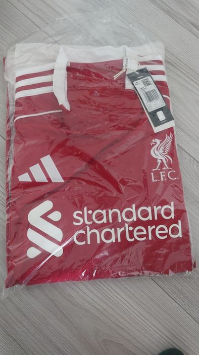 tricou Liverpool FC original Adidas
Marime L.
Fara defecte, exact ca in poze.

Pret: ___ lei
Predare personala sau livrare.