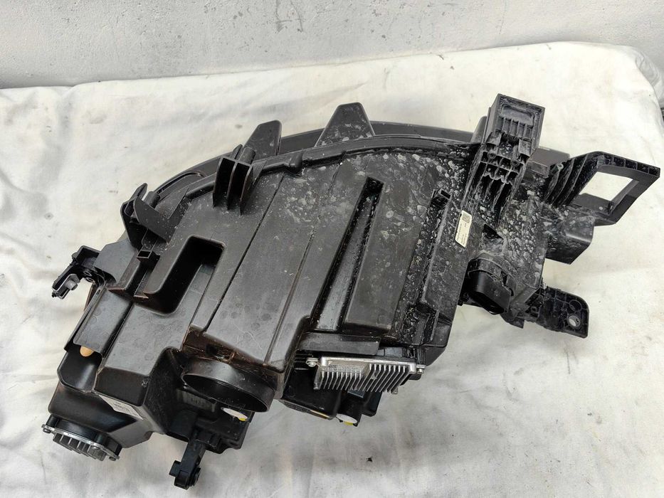 Оригинални  фарове  Vw ID4 Full Led