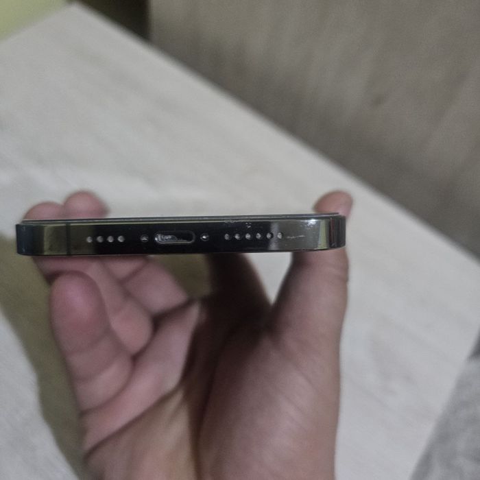 Iphone 12 pro maks LLA