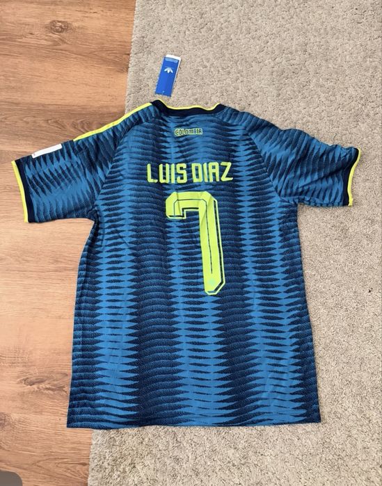 Tricou Luis Diaz