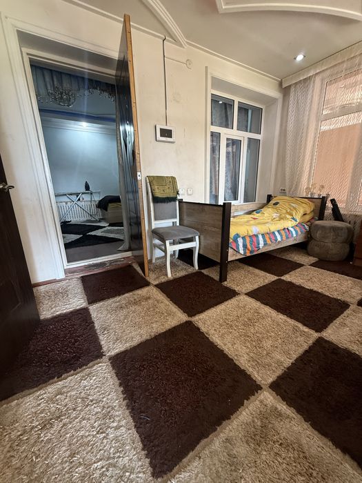 Сергели Киа автасалон орқаси Мошина бозор яқин ховли  5 сотих ер хисоб