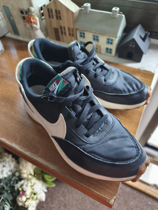 Adidasi Nike 42.5 negri noi