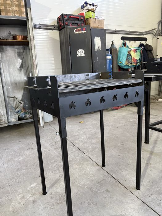 Gratar portabil reglabil pe 3 nivele