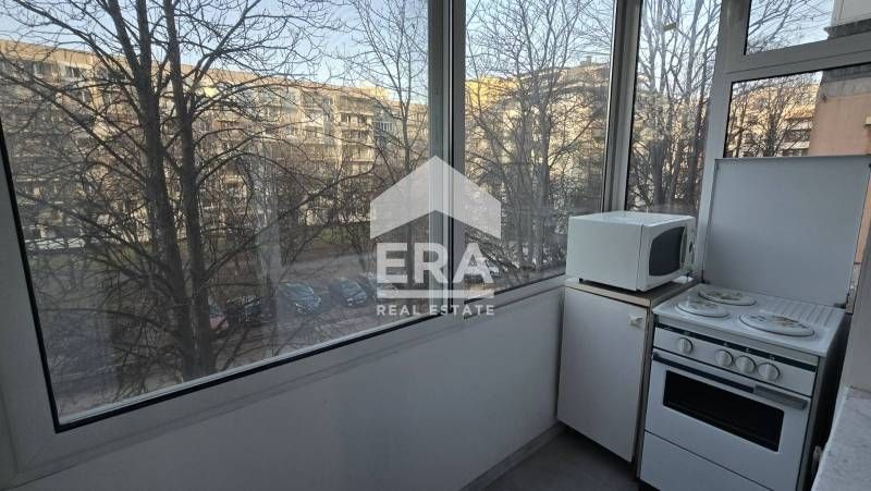 Дава се под наем Тристаен апартамент в София, Дианабад - 81 кв.м за 797.64 € - Снимка #4