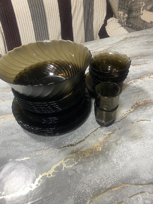 Продам наборы столовые