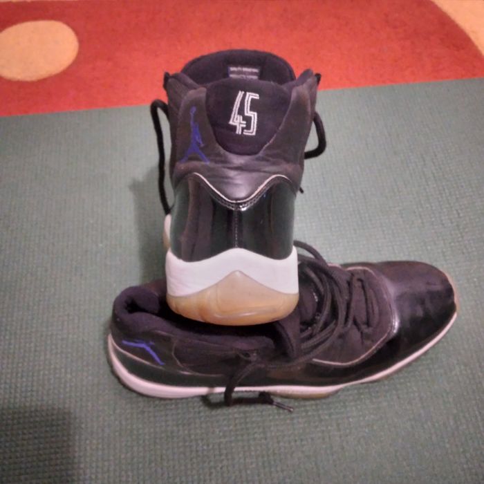 Маратонки  Найк  51 р. Гигантски