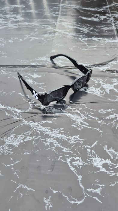 Ochelari de soare Off White Cady negri