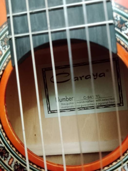 Новый Гитара CARAYA