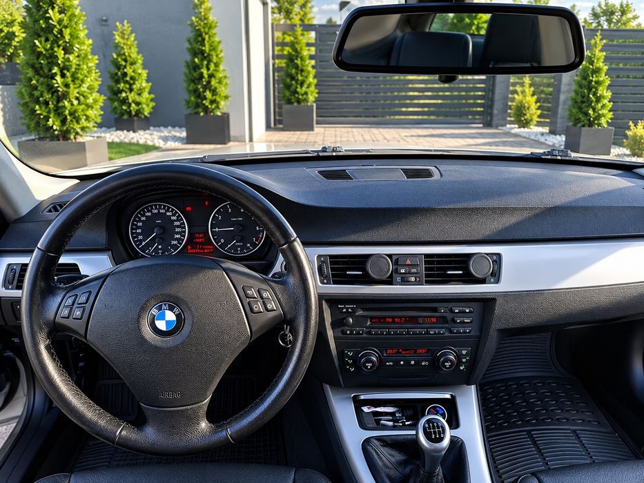 BMW seria 3, 2.0 benzina, impecabila
