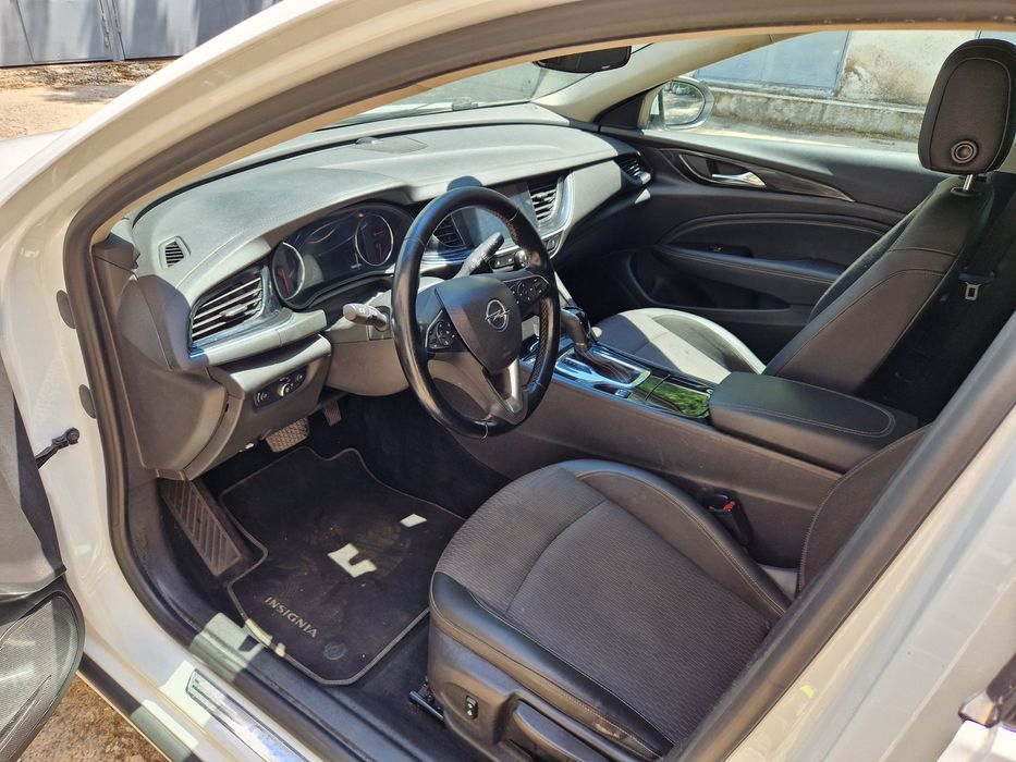 Opel Insignia 2018  190000 км. Бартер