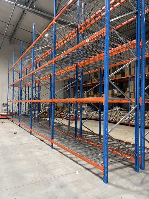 Rafturi metalice premium