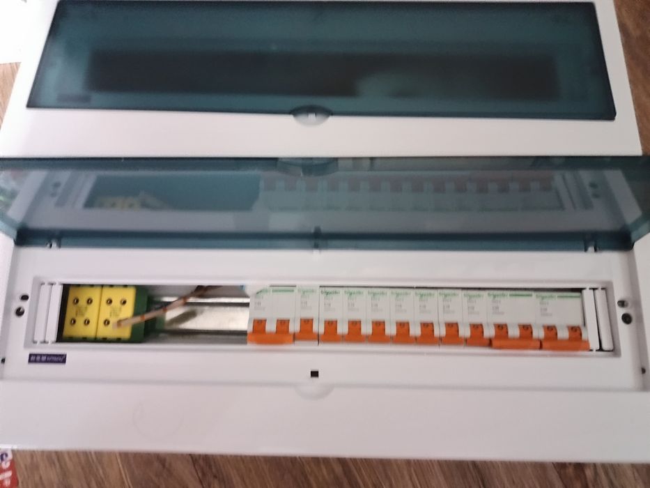 Электро щит 46-52 мест металлический