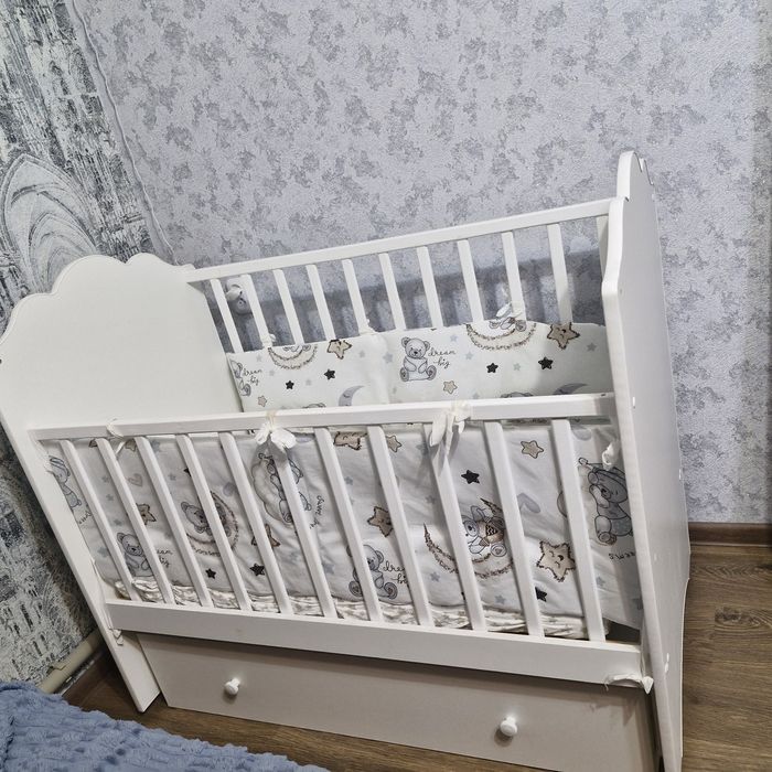 Продам детскую кровать