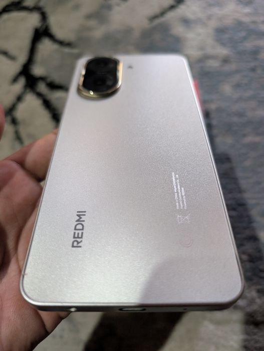 Redmi A5, Sandy Gold, 64GB, hujjatlari joyida