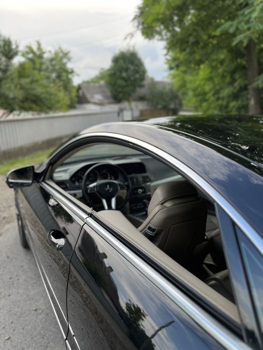 Mercedes-Benz e250 Coupe