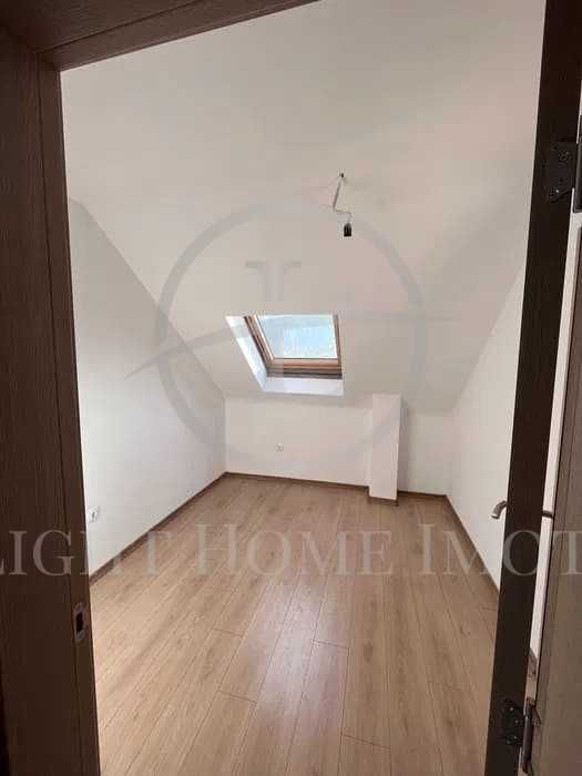 Продава се Четиристаен апартамент в Пловдив, Кършияка - 105 кв.м за 1458 €/кв.м - Снимка #3