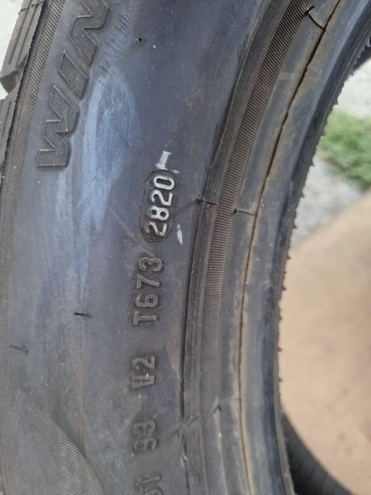 4 Pirelli R18 245/50 Зимни гуми  DOT2820