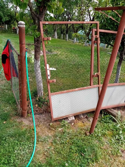 Vand porti intrare din teava patrata