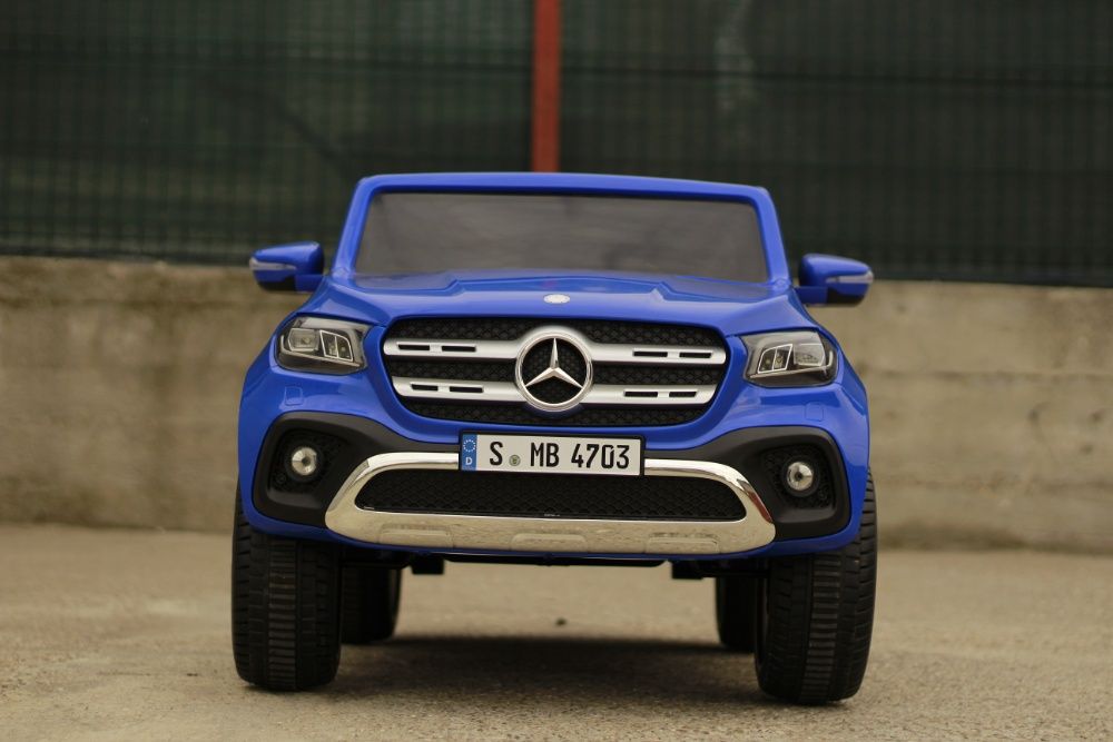 Masinuta electrică pentru 2 copii Mercedes X-Class #Blue
