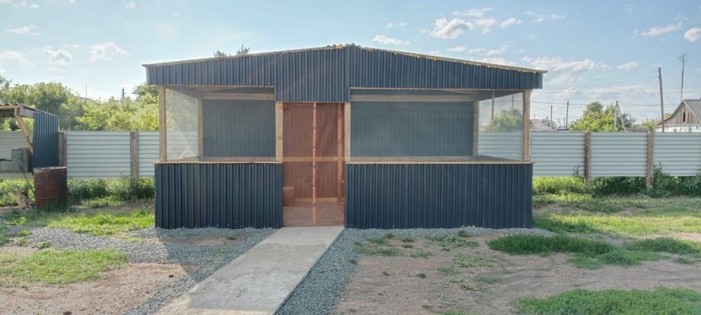 Продаю дом с базой