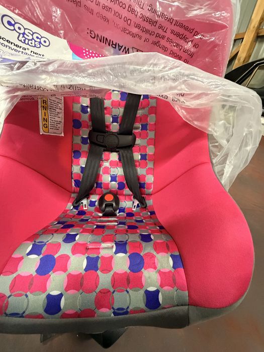 ЧИСТО НОВО столче за кола Cosco Kids Scenera Next (внос от САЩ)