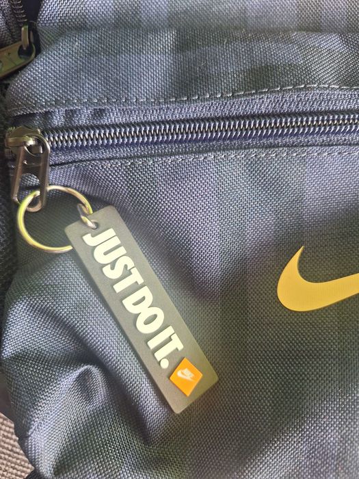 Nike, Футболна раница F.C. Barcelona JDI - 11 л, Тъмносин - 25 евро