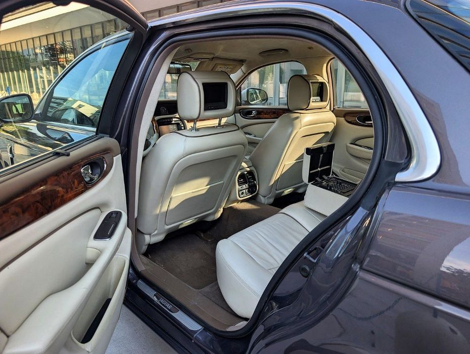 Jaguar XJ facelift Long Sovereign