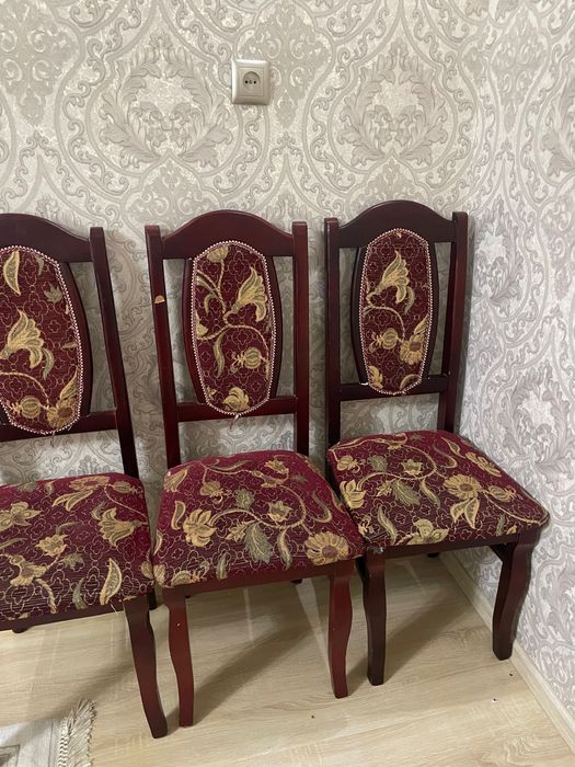 Стулья продаются