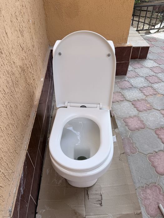 Унитаз монолитный