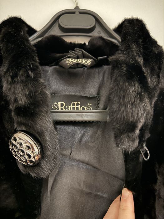 Продам шубу из мутона в идеальном состоянии