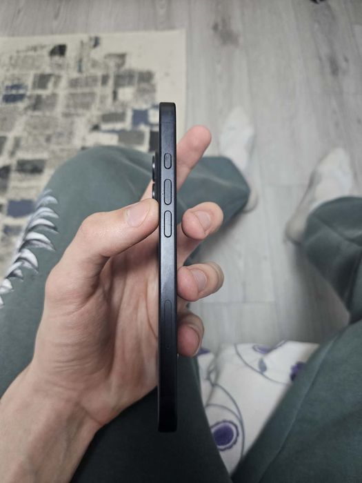 Schimb iphone 16 base model cu un 14 pro max sua 15 pro