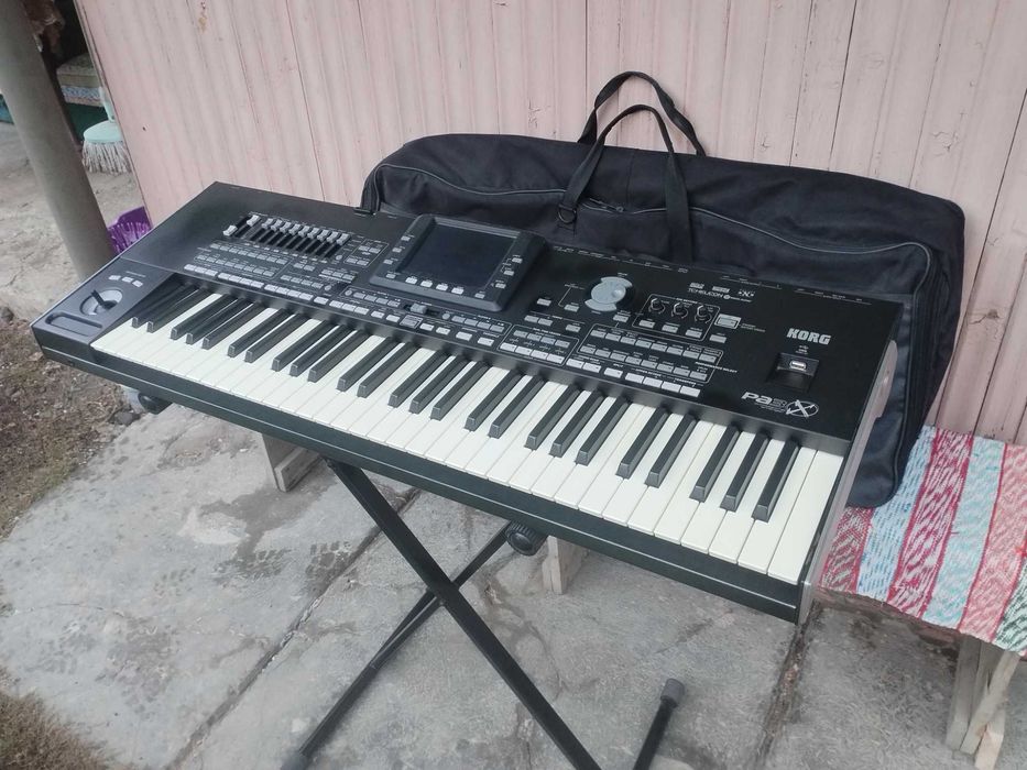Korg Pa 3 x cu 61 clape