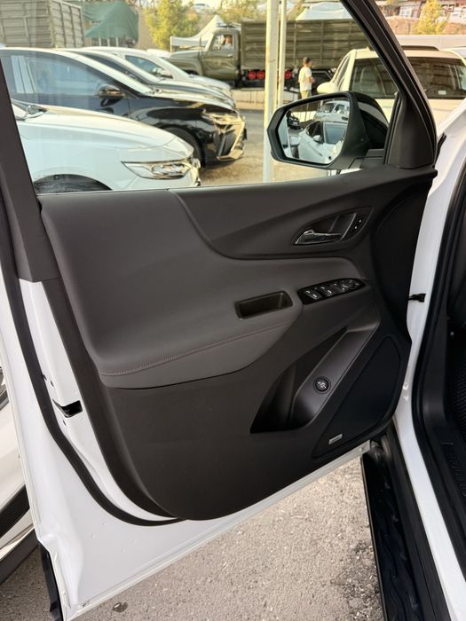 Equinox full  2023 yil 96000 ming yurgan tozza propan gaz  bor