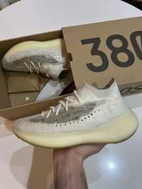 Olx yeezy sale 380