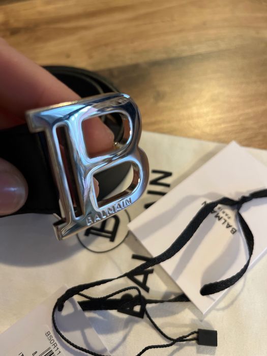 Vând curea din piele autentica Balmain