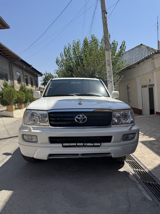 продается Toyoto LAND CRUISER 100 в идеальном состоянии з