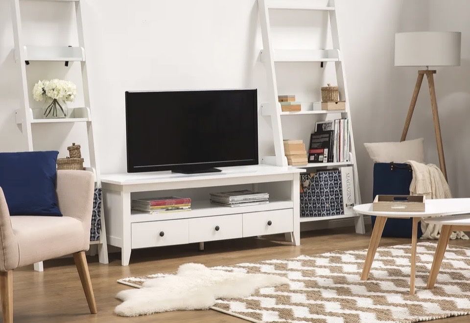 Comoda TV alba cu sertare