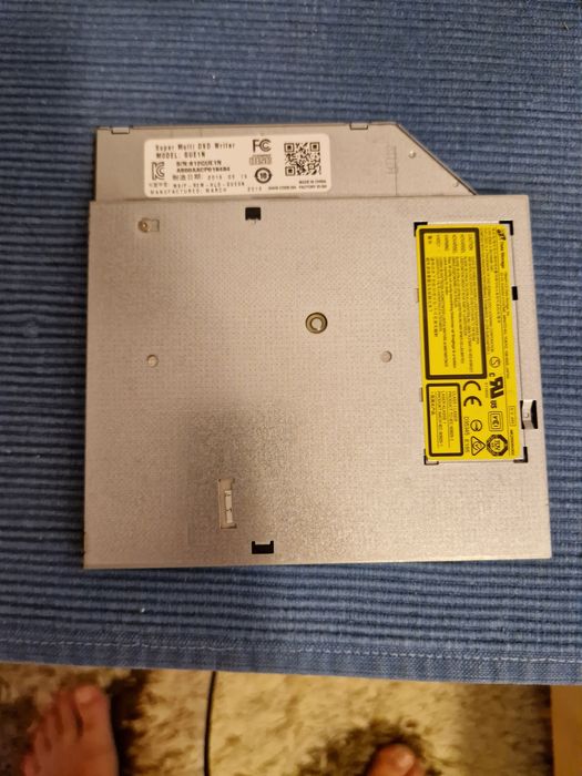 CD ROM luat de pe laptop ASUS