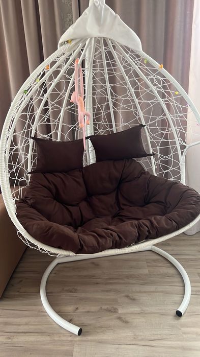 Продам Кресло-кокон,качалка.