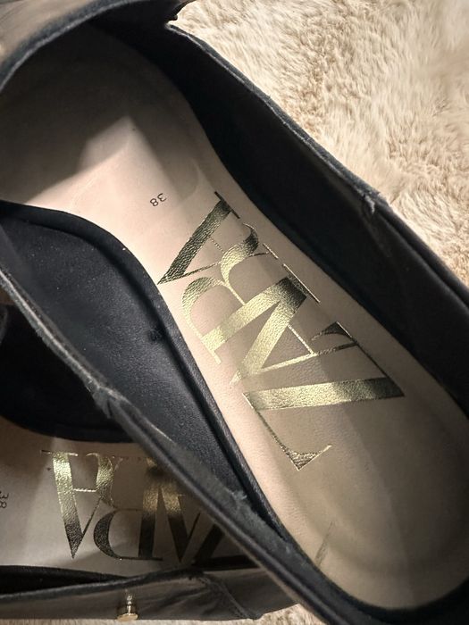 Pantofi Loafers ZARA Negri cu Ținte Aurii