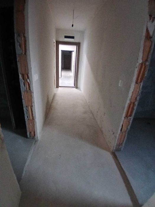 Продава се Тристаен апартамент в Варна, Левски - 100 кв.м за 1326 €/кв.м - Снимка #5