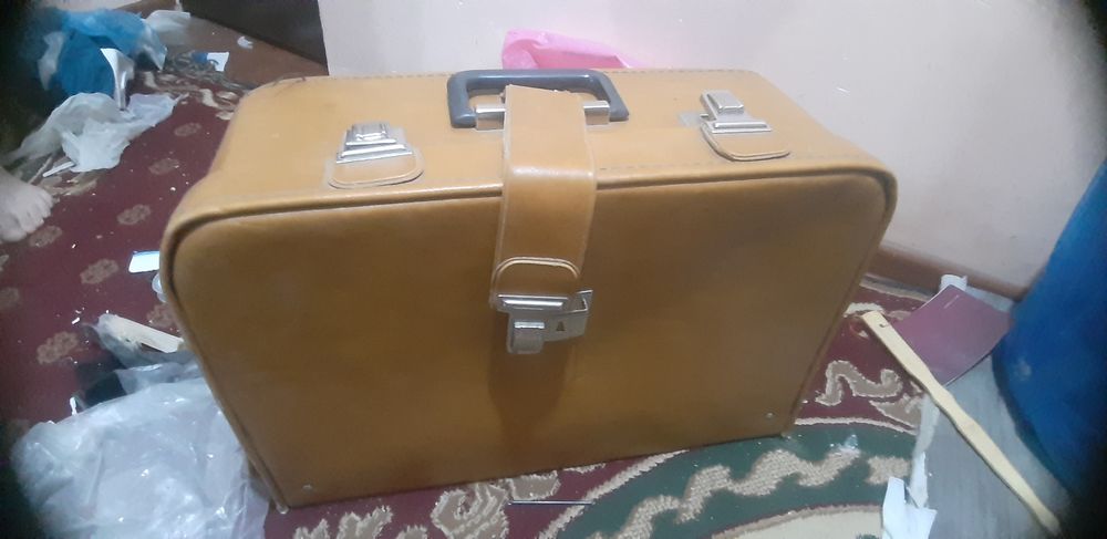 Швейная машина Подольск 142 Бухара