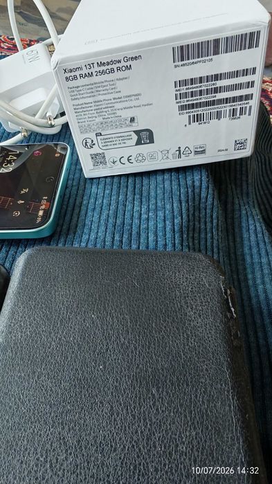 Продавам Xiaomi 13 t