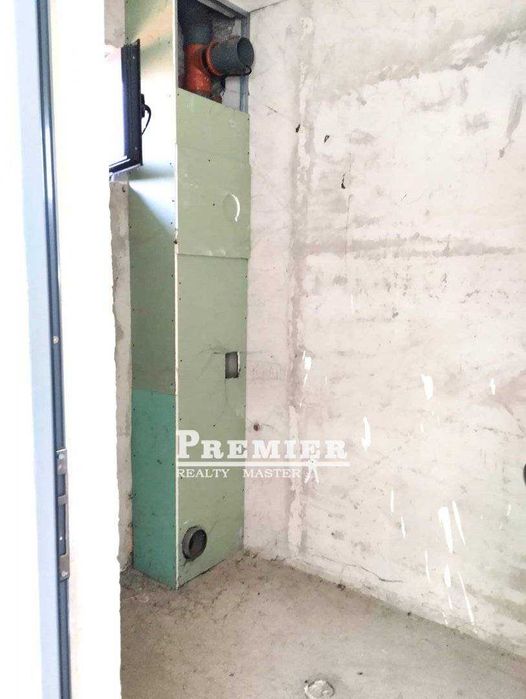 Продава се напълно оборудван автосервиз с висока доходност.