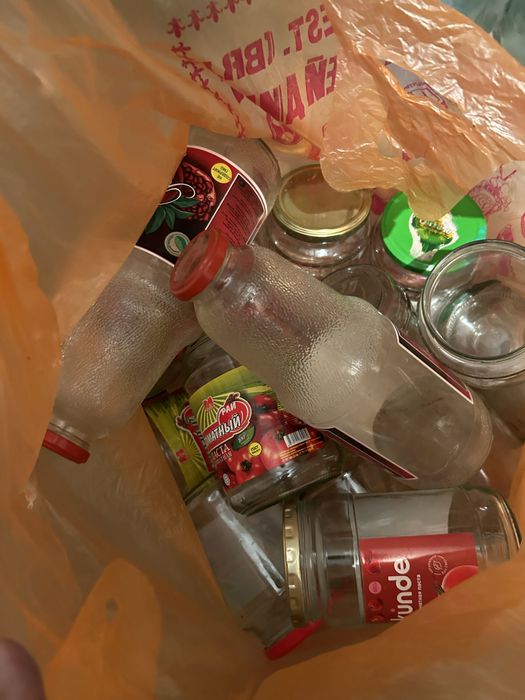 Продам Посуду ,банки